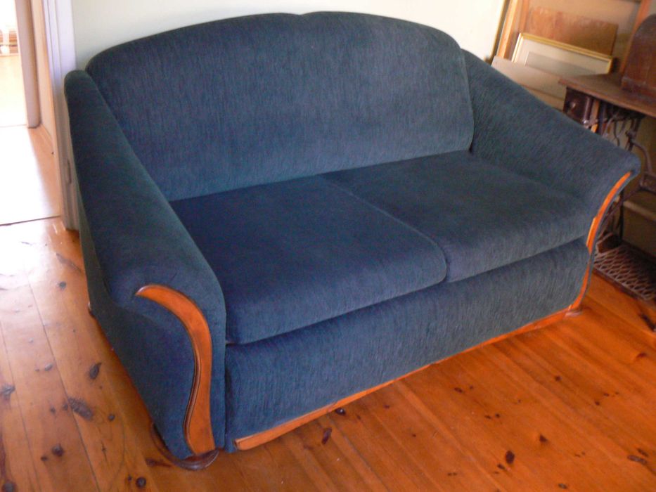 Elegancka stylowa kanapa