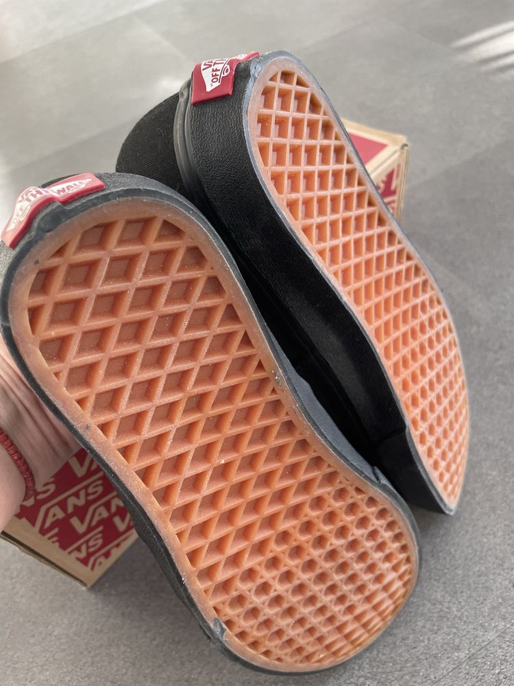 Vans кеди на шнурках 24 см устілка