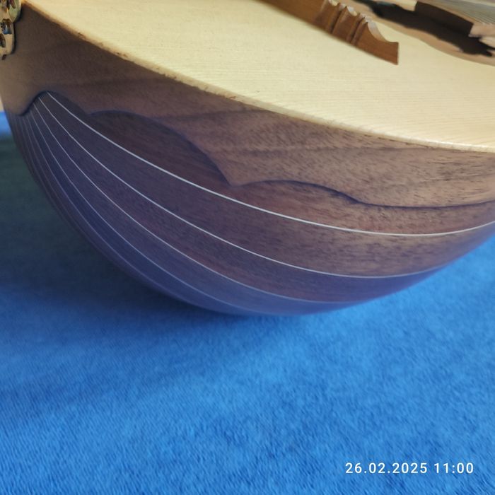 Buzuki, bouzouki greckie. z prętem w gryfie do regulacji, niespotykane