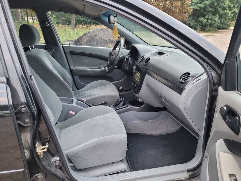 1.4 benzyna z klimatyzacją w dobrym stanie zamiana