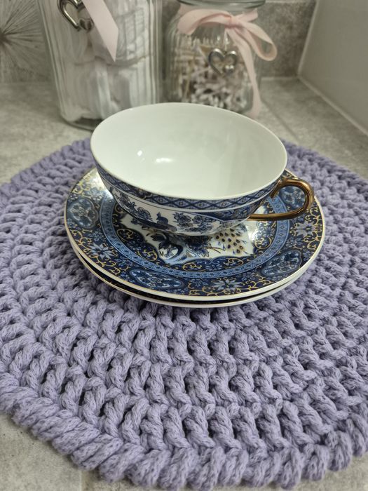 Okazja! Filiżanka ze spodkiem+gratis.