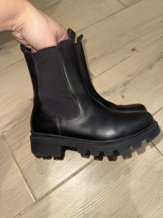 Черевики на дівчинку 33р з натуральної шкіри