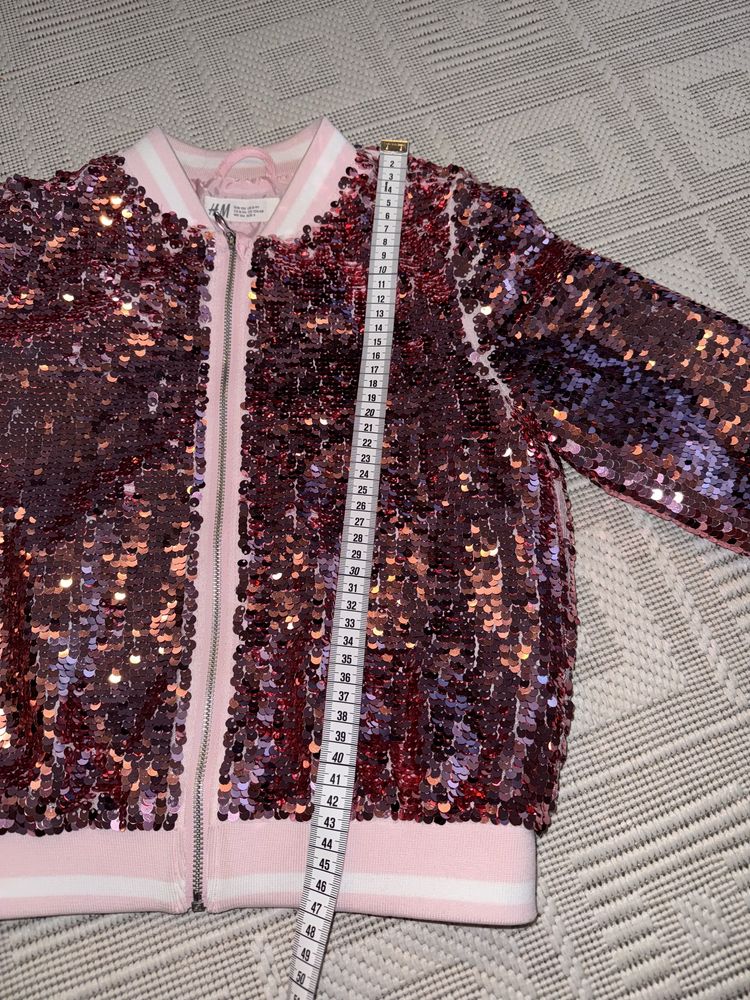 Класна куртка з пайєтками H&M 8-9 років