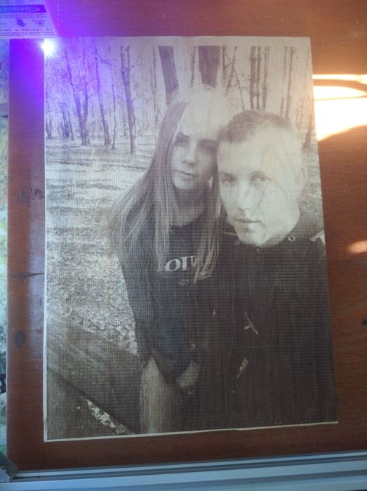 Гравіювання фото на фанері лазером | Індивідуальне замовлення