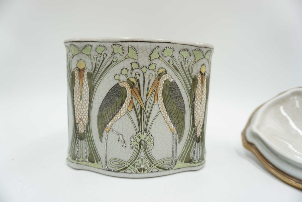 SZKATUŁKA puzderko porcelana z brązem-czaple