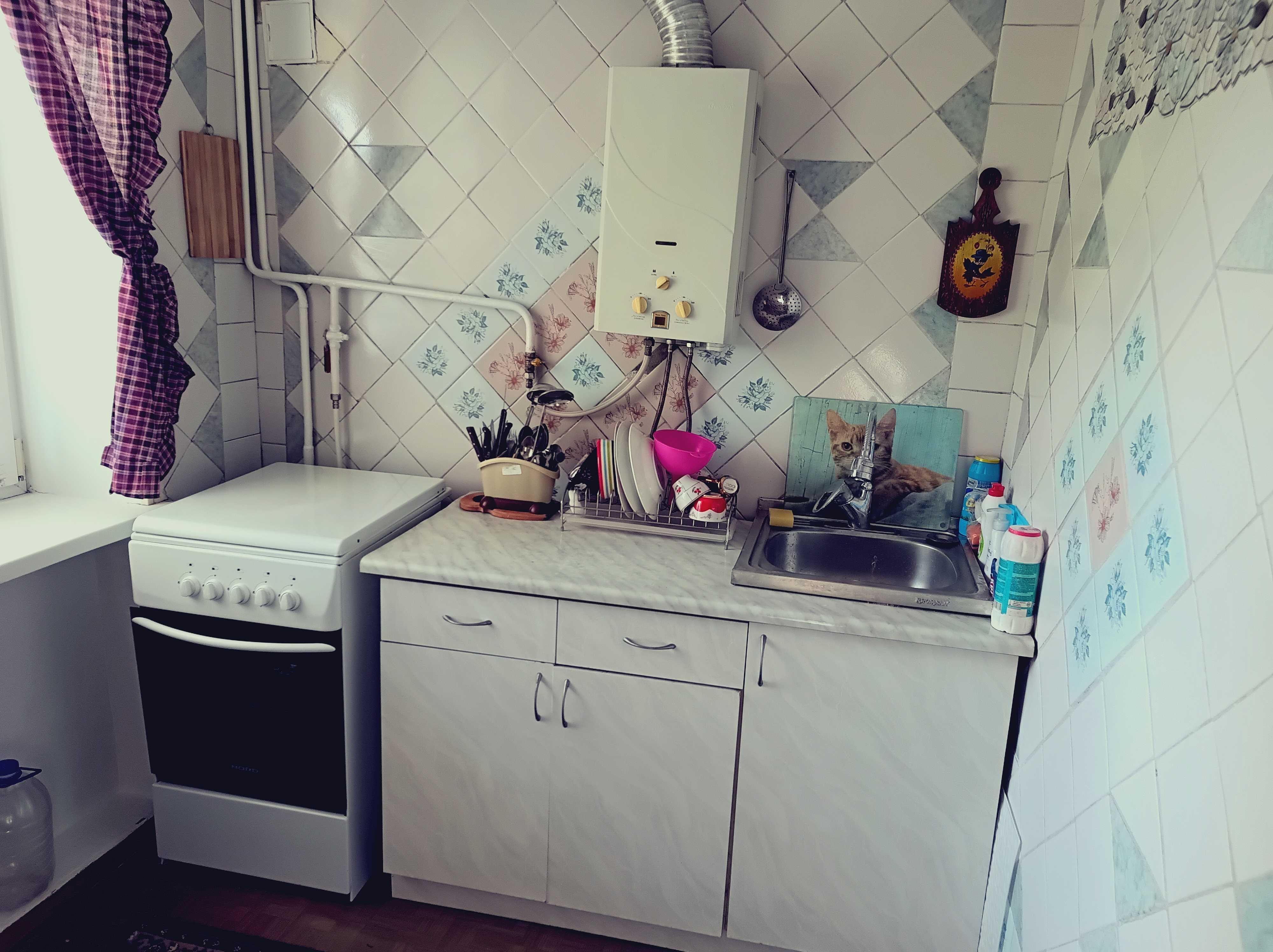 Продам 4-комнатную квартиру в Лесках, 62,8 кв.м в хорошем состоянии.