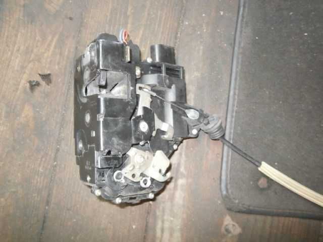 seat leon I toledo II zamek drzwi prawych przednich europa
