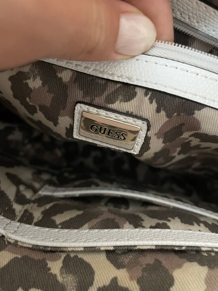 Mala Da Guess.