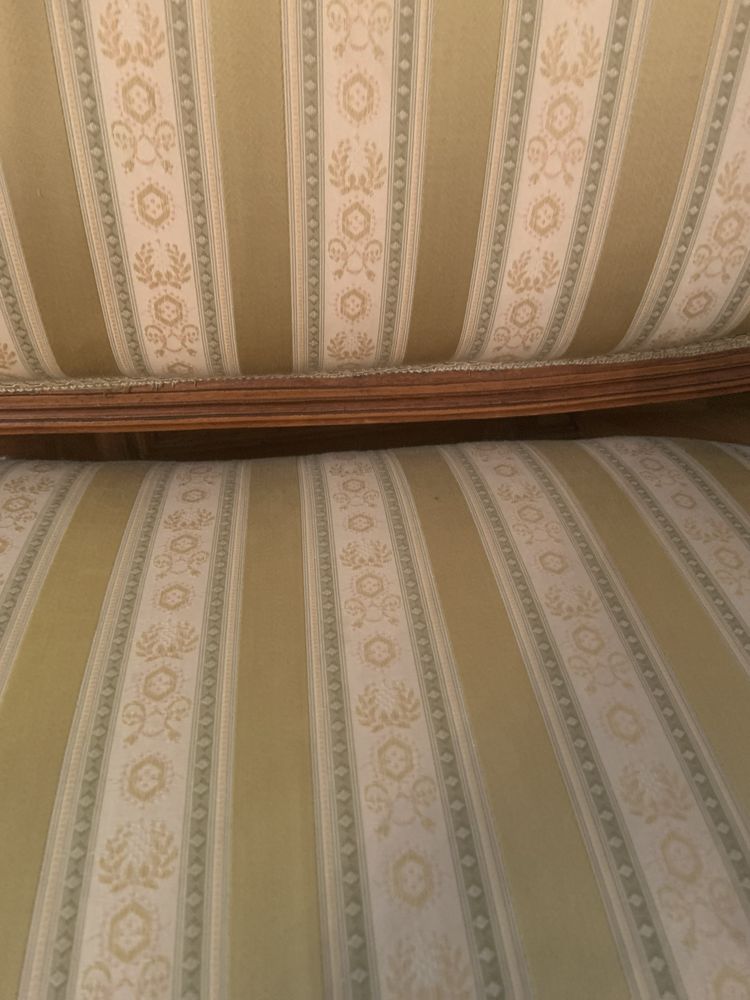 Sofa medalionowa