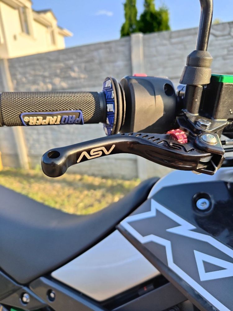 Продам Kawasaki KLX 300 SM 2020 года выпуска