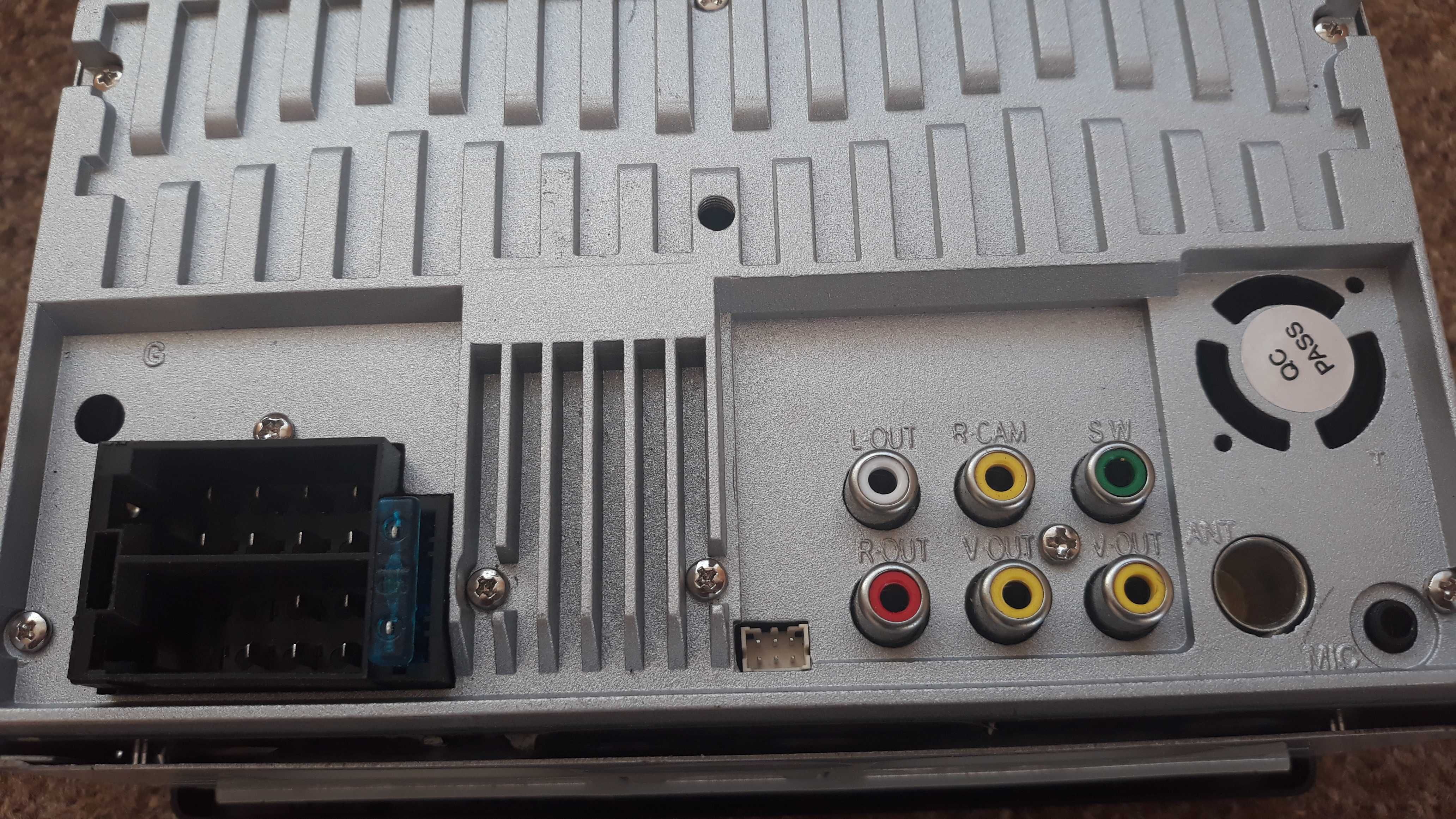 автомагнітола Xomax BT блютуз 7дюймів Germany mp3 FLAC Avi mpeg4 2din