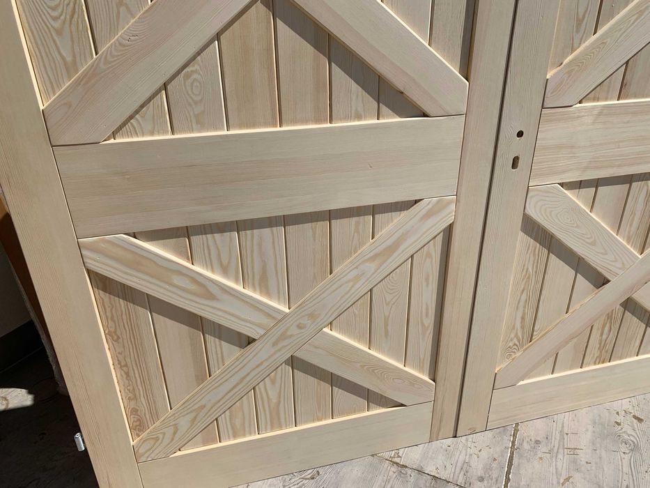 Drzwi garażowe drewniane dwuskrzydłowe NA WYMIAR Montaż Cała Polska