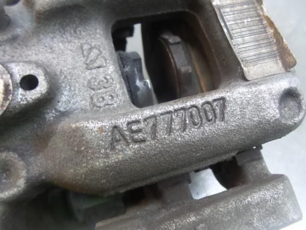 Pinça travão / maxila de travão trás direita PEUGEOT 3008 II (M_)