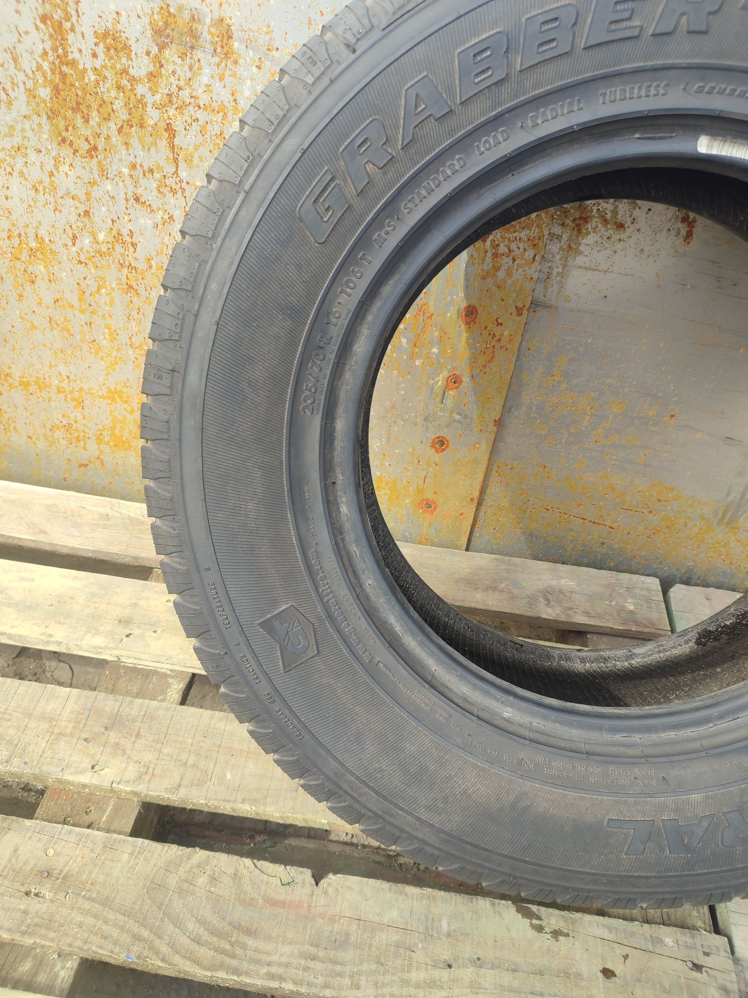 Резина літня Grabber General hts 235/70 r16