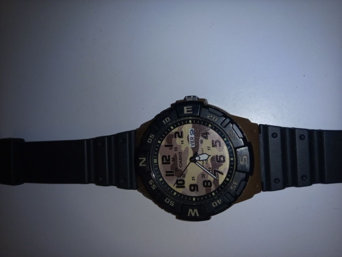 Casio zegarek stan bdb