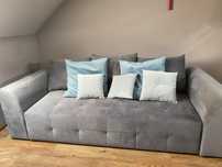 Trzyosobowa sofa