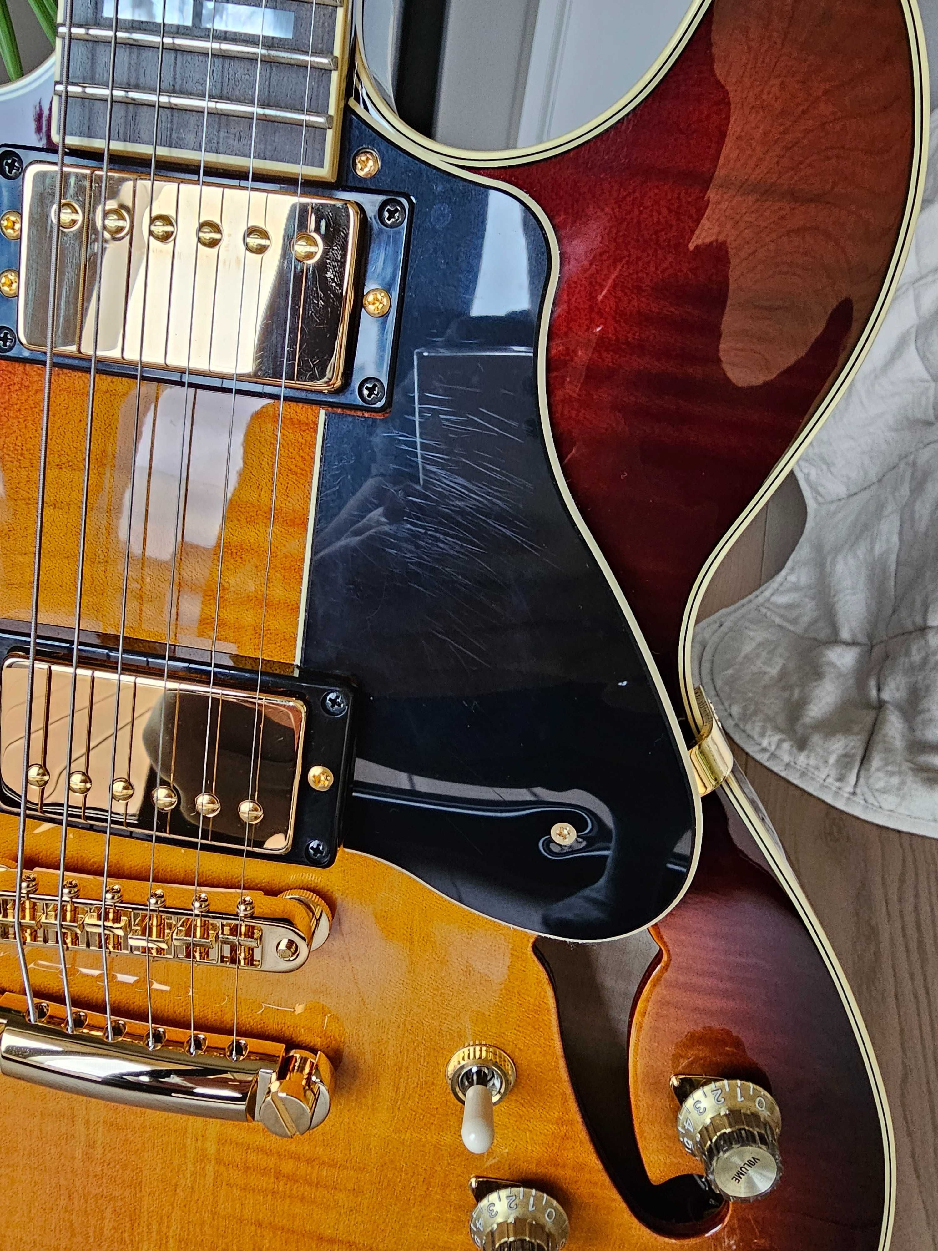 Gitara elektryczna Yamaha SA2200 - Violin Sunburst Semi-Hollow