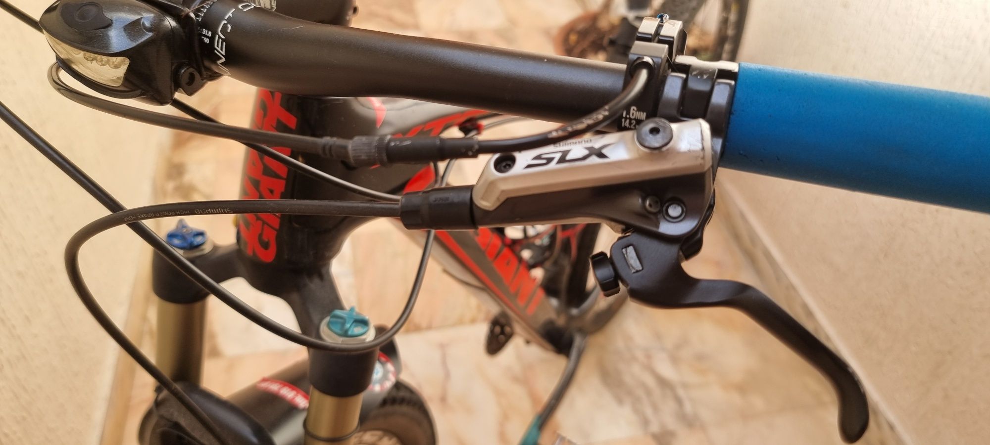 Giant XTC 29, 2 Carbono