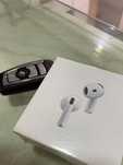 Zupełnie nowe słuchawki_Apple_AirPods_4_generacji w świetnej cenie