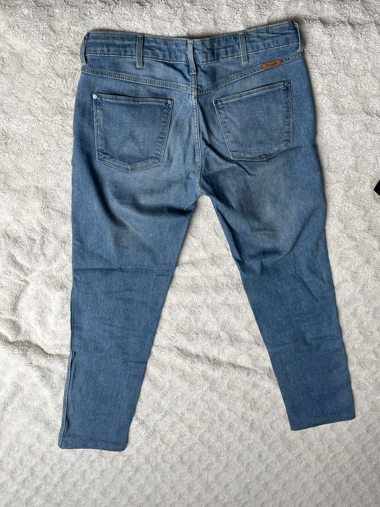 Wrangler Courtney W28