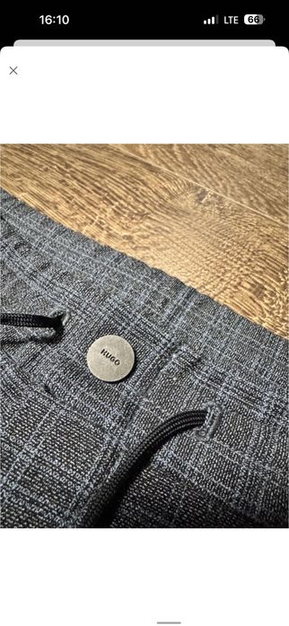Джогеры Hugo Boss .