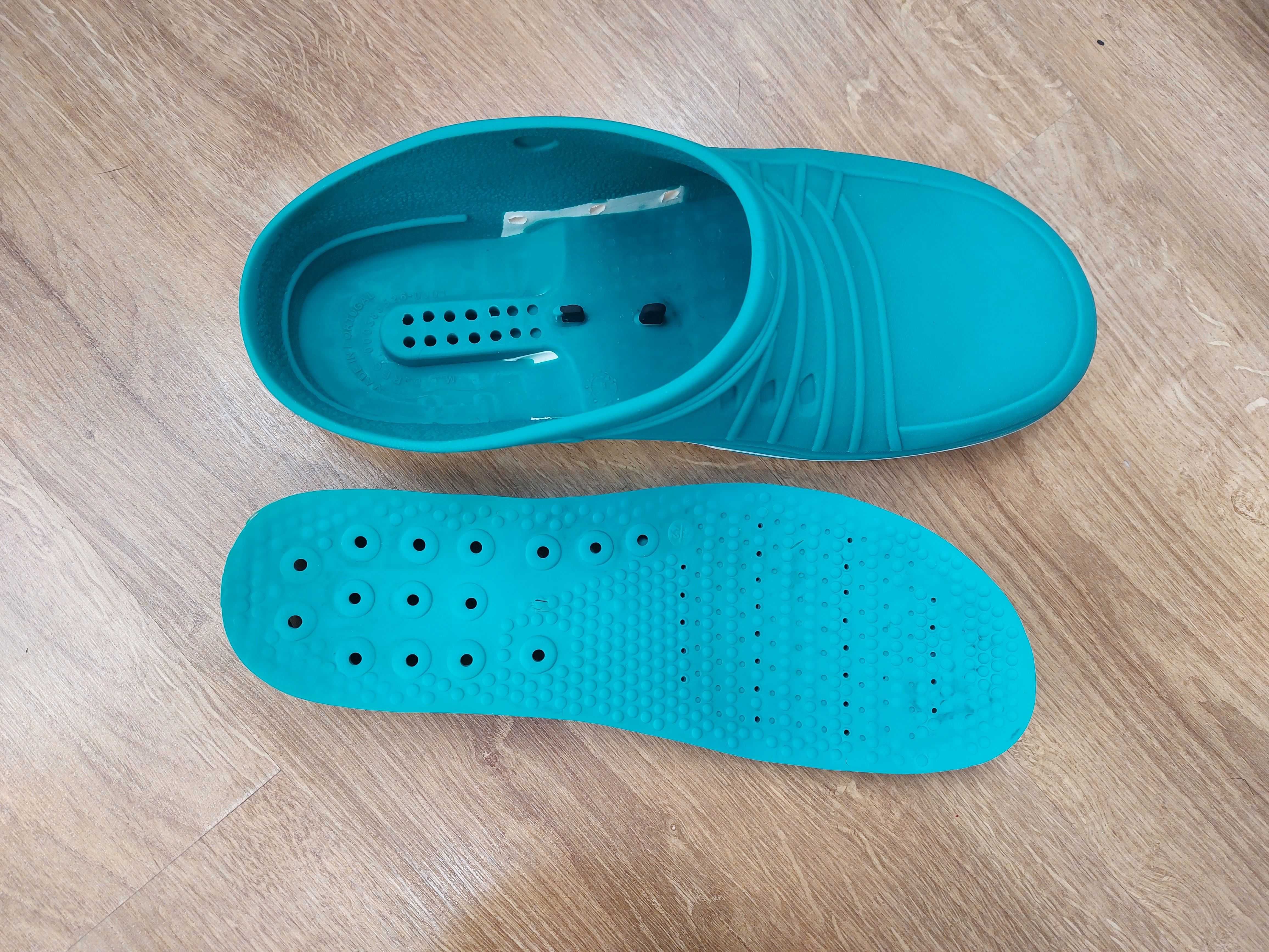 Obuwie operacyjne WOCK Clog 06 rozm. 41/42 unisex