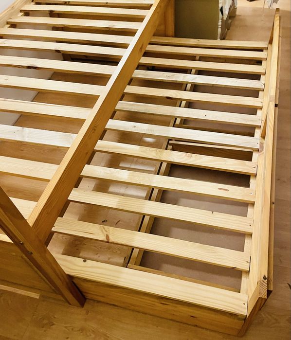 Cama dupla em óptimo estado