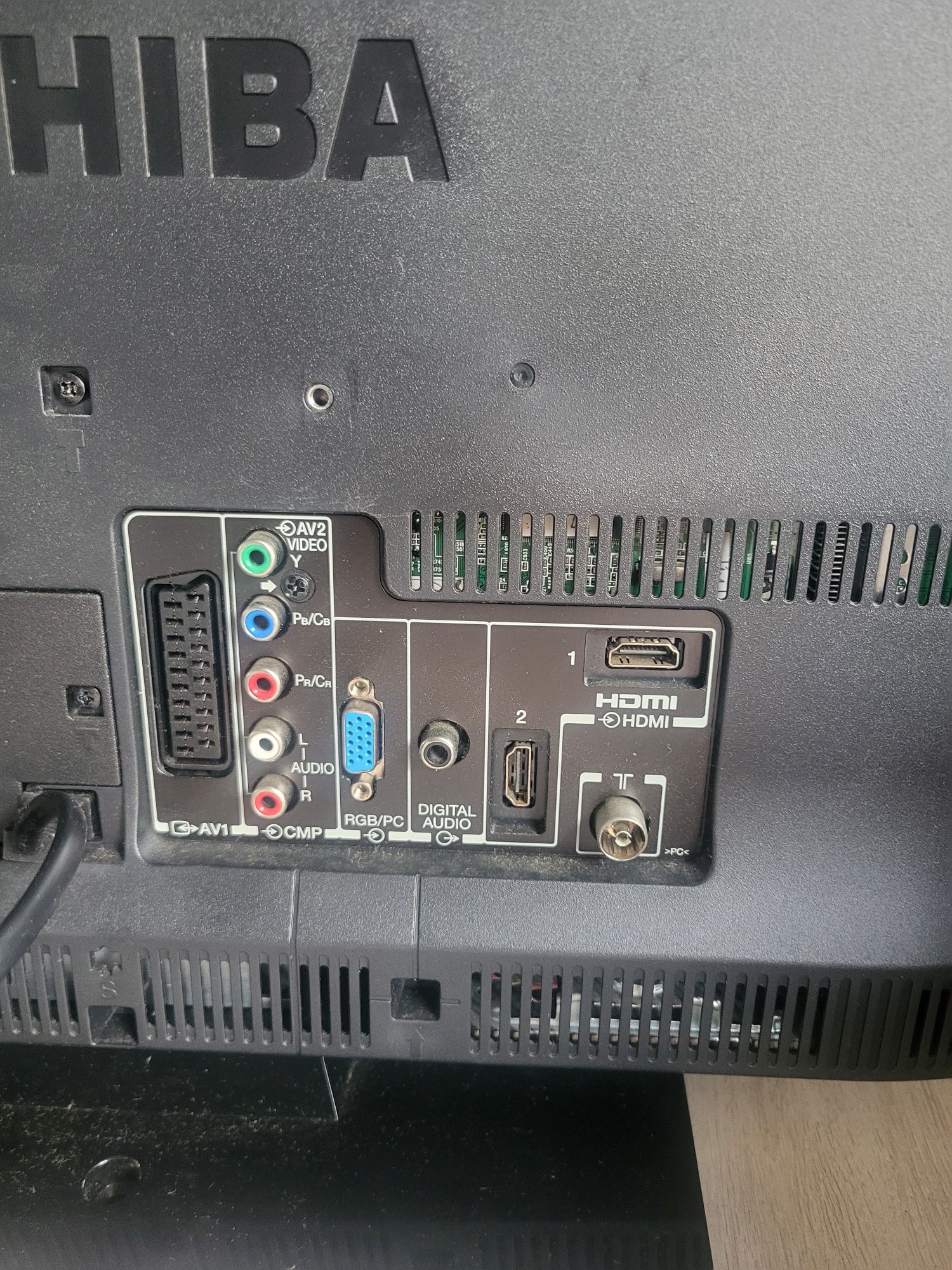 Telewizor Toshiba 23 '' sprawny