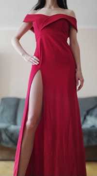 Czerwona elegancka sukienka z rozporkiem rozmiar 34 xs