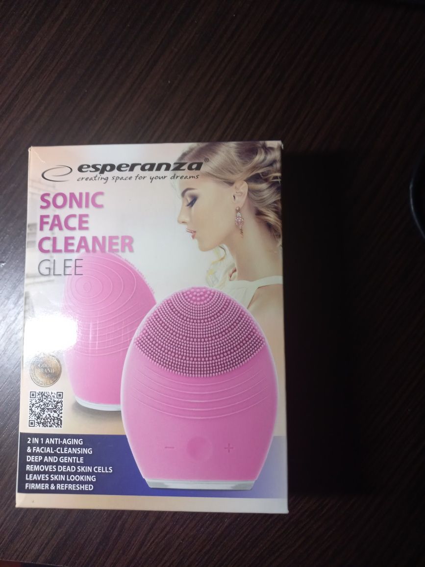 Щітка для обличчя масажу-вмивання Esperanza sonic face cleaner glee