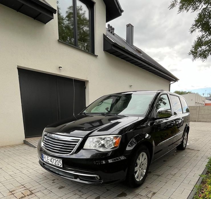 Chrysler Town & Country Chrysler Town & Country 3.6 V6 skóry kamera rodzinny van