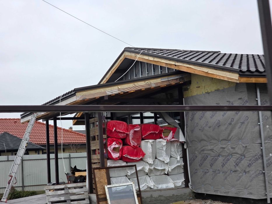 Кровельщики Покрівельні роботи Київ область Ремонт покрівлі крыши даху