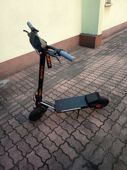 Okazja sprzedam hulajnogę kukirin G2  2025 na gwarancji