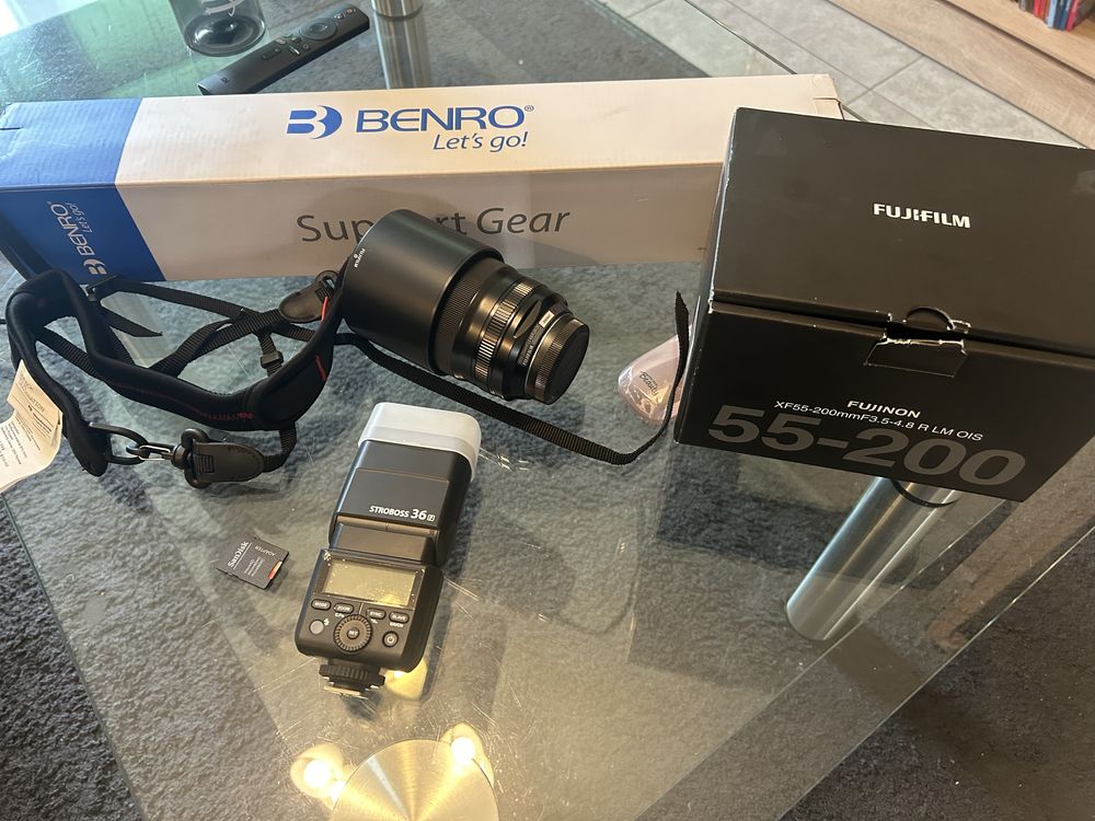Obiektyw XF 55-200 F3,5-4,8R lampa statyw karta profesjonalny zestaw