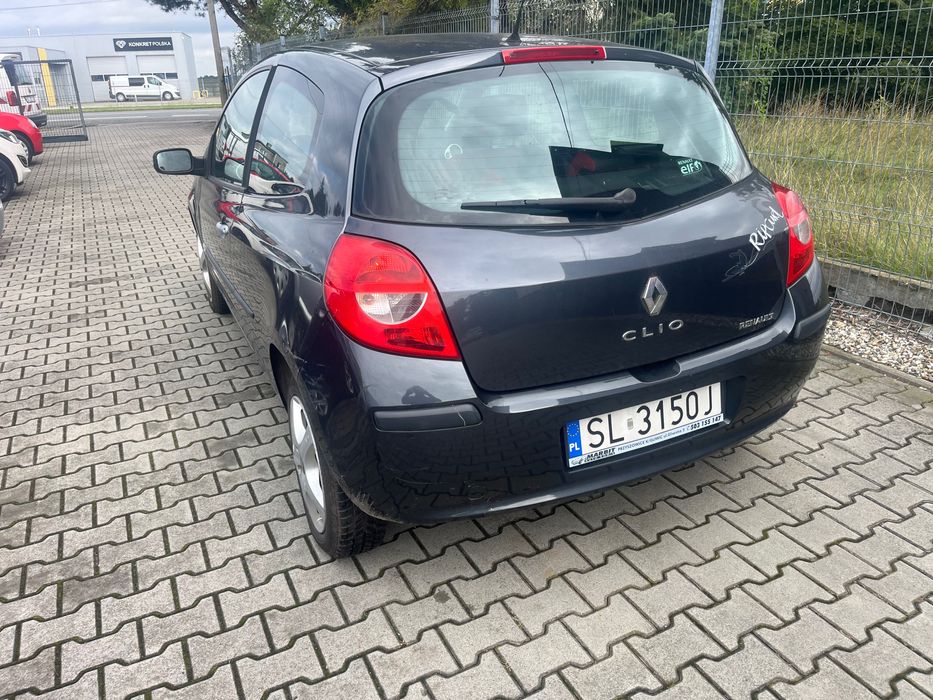 Renault Clio 1,2 benzynka