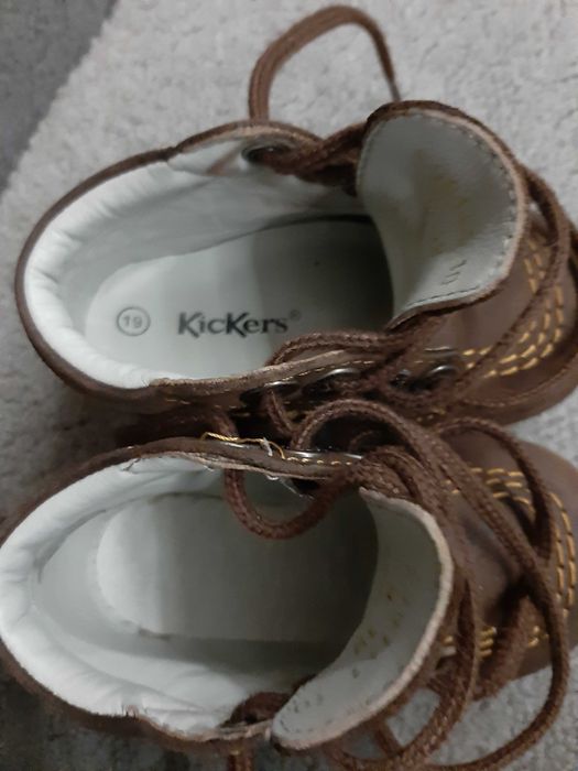 Sapato-bota para menino da Kickers