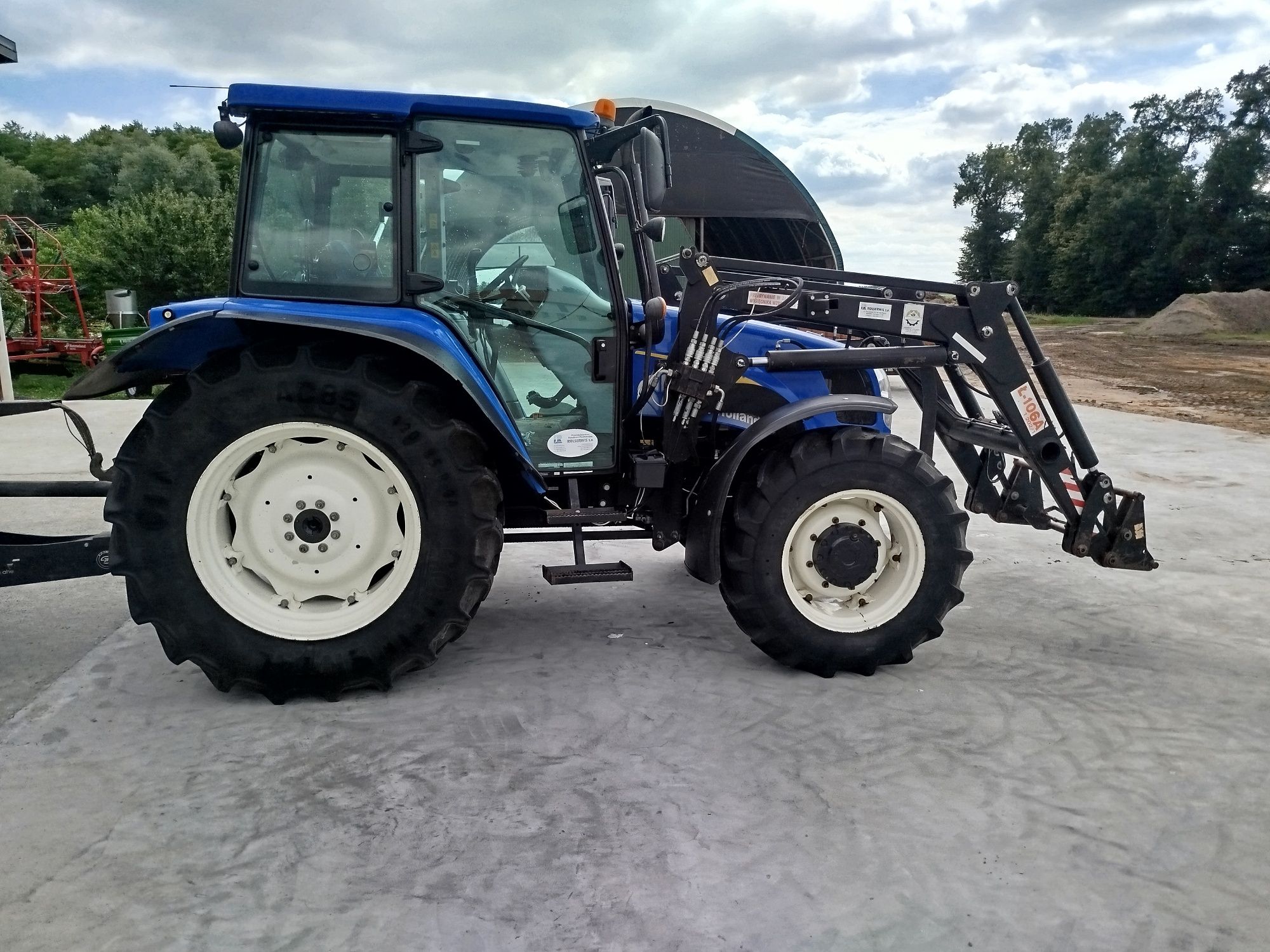 Sprzedam ciągnik New Holland T 5040 z ładowaczem