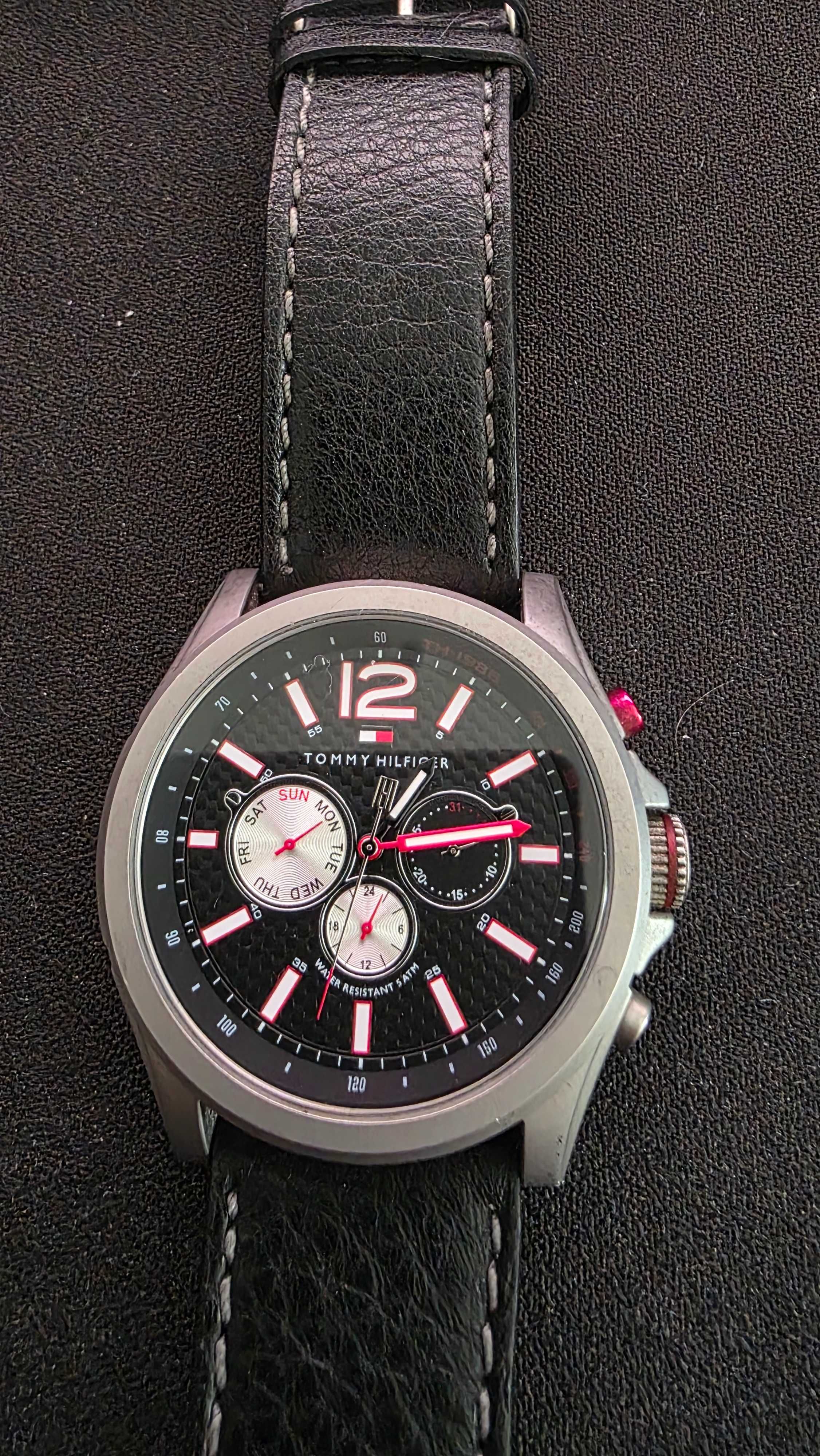 Męski zegarek Tommy Hilfiger wodoodporny TH.98.1.14.0980