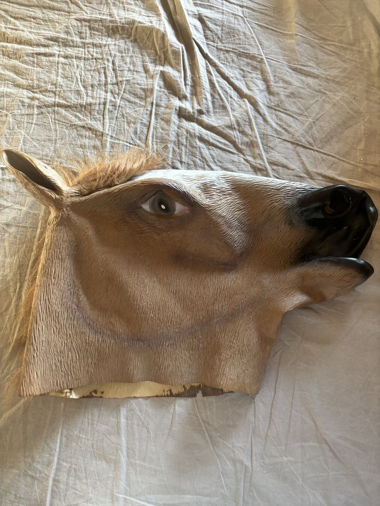 Máscara Cavalo *COMO NOVA*