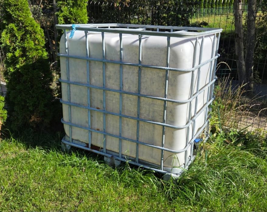 Mauzer 1000 l- zbiornik na wodę