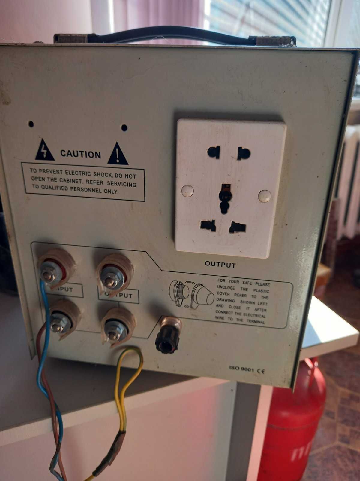 Стабілізатор напруги 5 кВт
