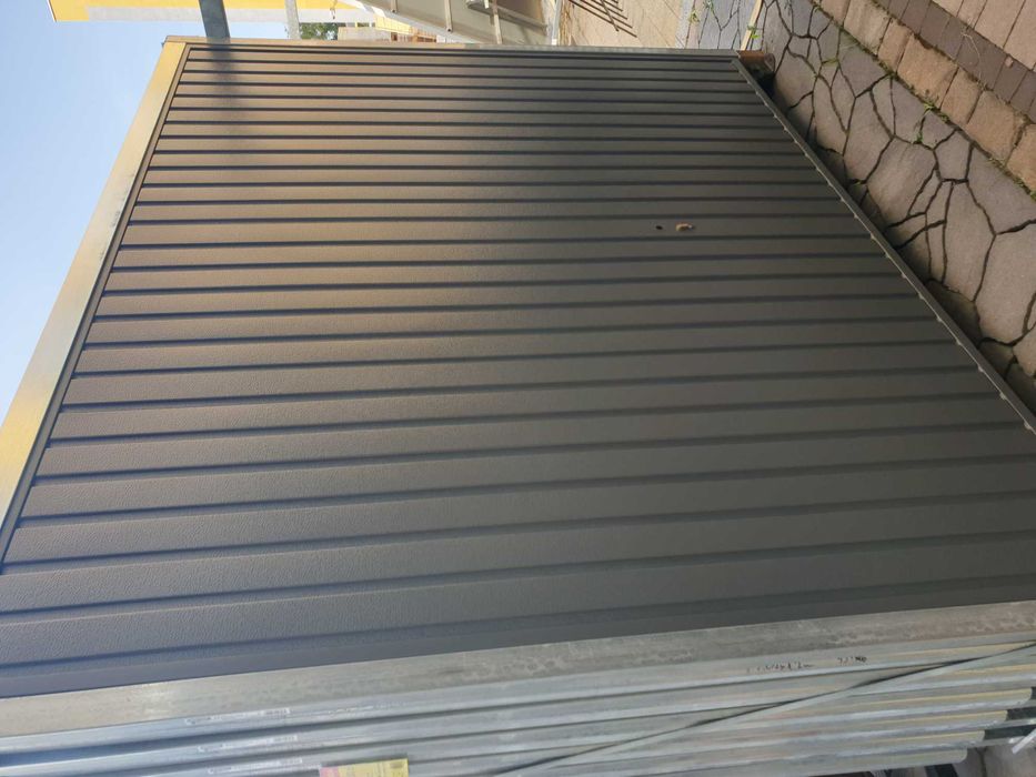 Brama garażowa uchylna Nowa