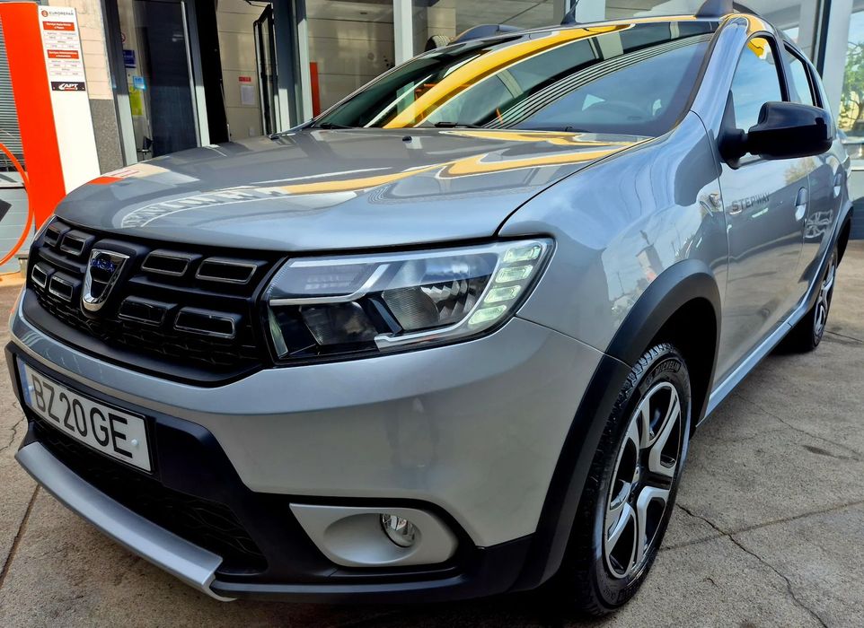 Dacia Logan MCV TCe 90 S&S Easy-R Stepway Celebration