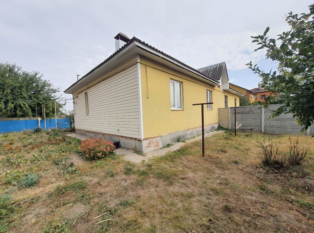 Продам Будинок 140м2 , 10соток,  2ва окремі входа,  2с/в,  Газ !