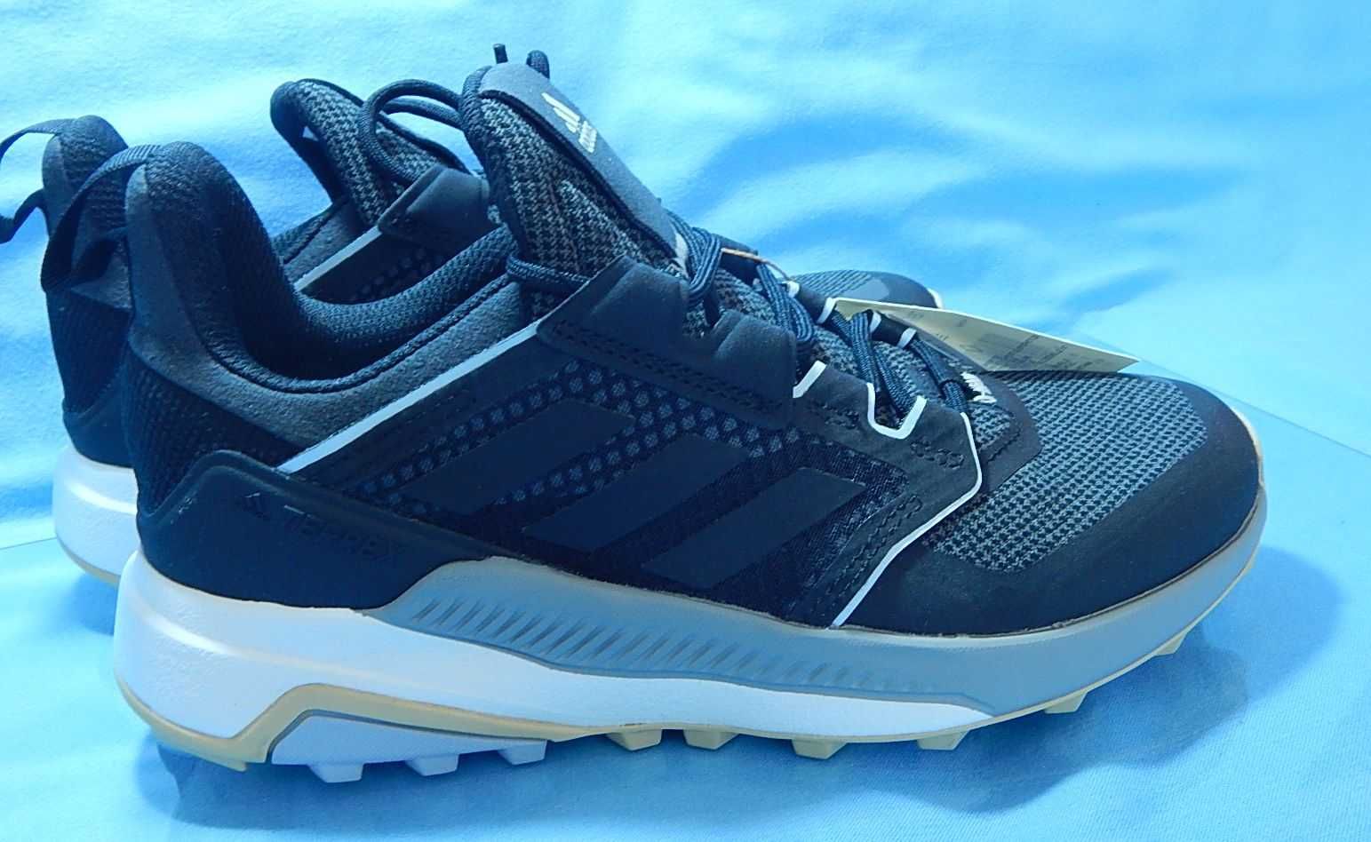 Buty damskie sportowe trekkingowe ADIDAS TERREX niskie r. 38 faktura