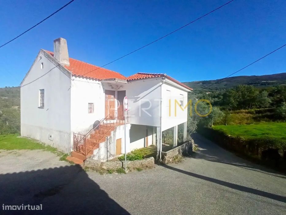 Moradia na serra da estrela, casa perto de linhares da beira