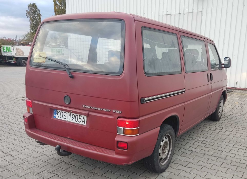 VW Transporter 2.5TDI 1996r 6os DOKA ładowność 995kg hak Doinwestowany