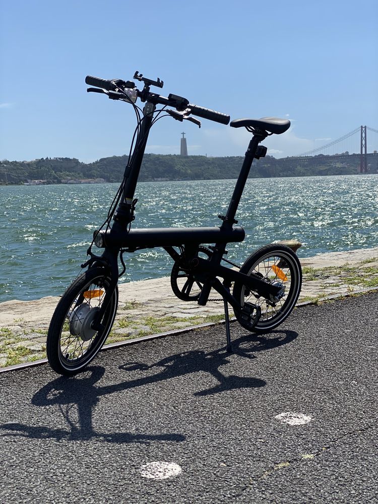 Bicicleta Xiaomi Electrica, completamente Nova tem umas 10 cargas