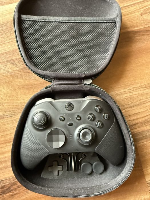 Xbox series X 1TB (+ elite controler s2)