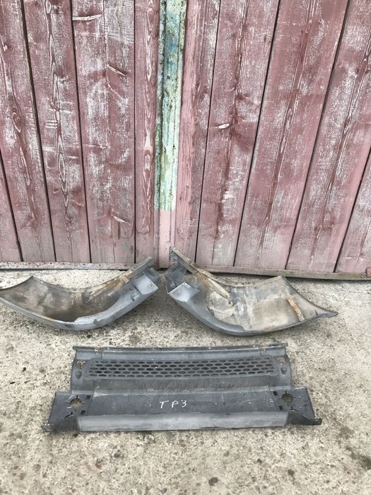 Передній бампер Ford Transit 2000-2006 роки